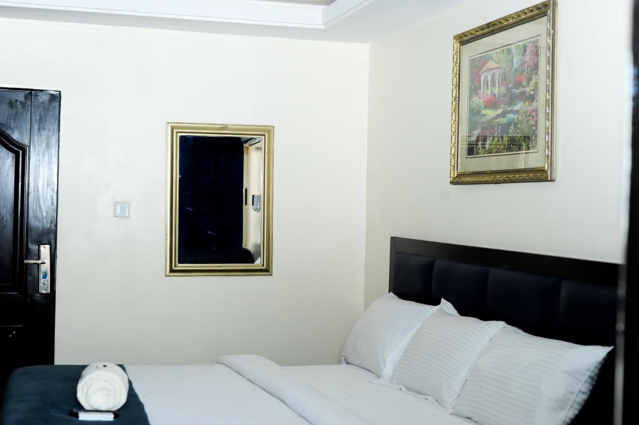 Mariners Suites Lagos Ngoại thất bức ảnh